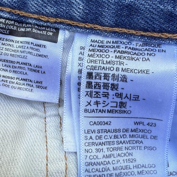 Levi's 501 93 Jeans Thrashed Repaired W32 L30 Men's Light Wash Denim Button Fly - Picture 9 of 10